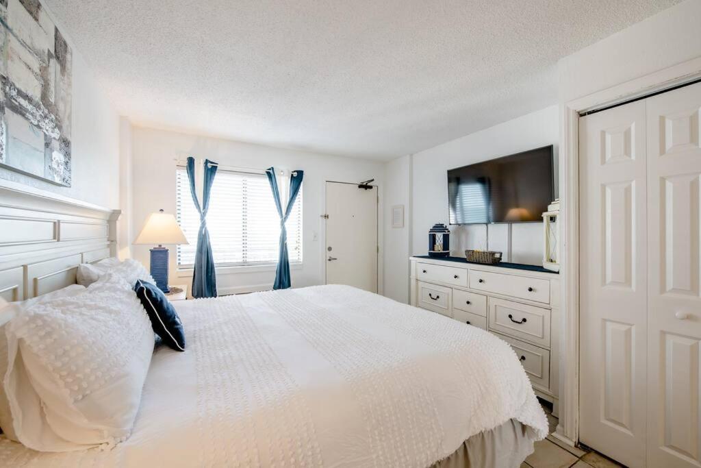 Royal Retreat-Amazing View-King Bed-1 Bedroom-Full Kitchen-Free Parking-Self Check-In Мертл-Біч Екстер'єр фото