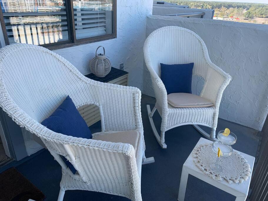 Royal Retreat-Amazing View-King Bed-1 Bedroom-Full Kitchen-Free Parking-Self Check-In Мертл-Біч Екстер'єр фото