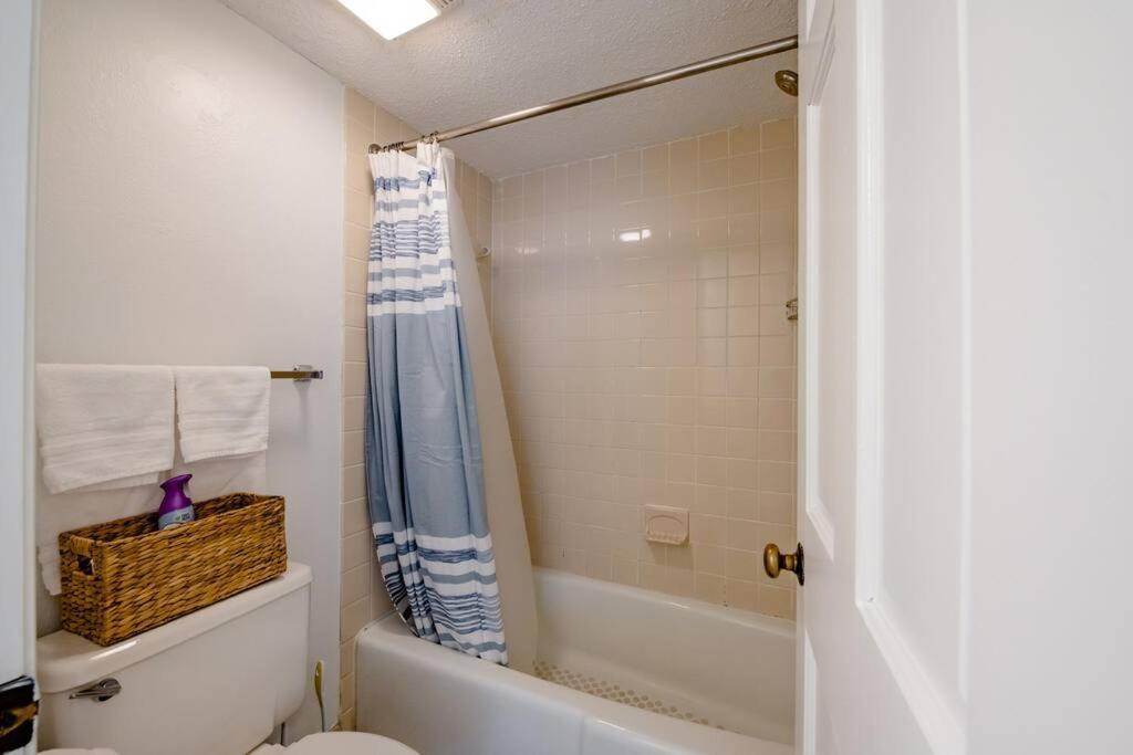 Royal Retreat-Amazing View-King Bed-1 Bedroom-Full Kitchen-Free Parking-Self Check-In Мертл-Біч Екстер'єр фото