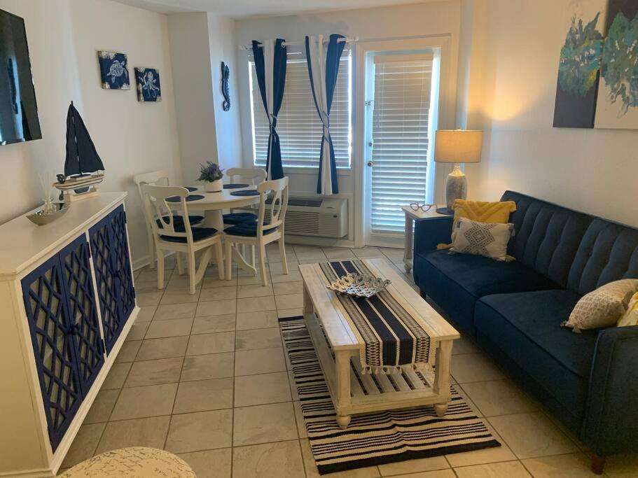 Royal Retreat-Amazing View-King Bed-1 Bedroom-Full Kitchen-Free Parking-Self Check-In Мертл-Біч Екстер'єр фото