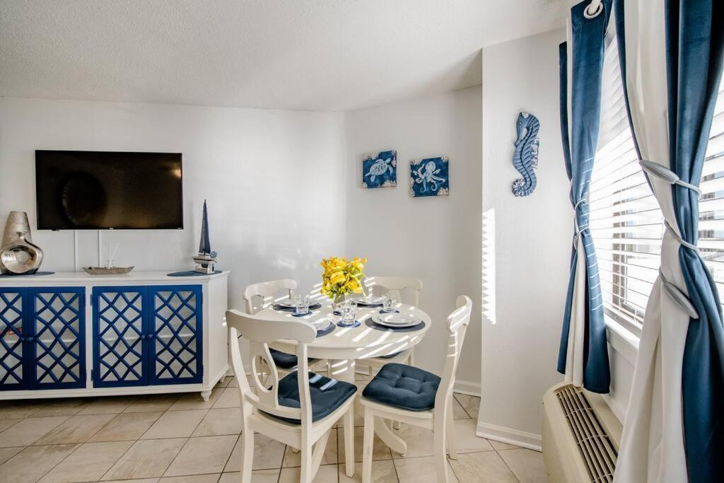 Royal Retreat-Amazing View-King Bed-1 Bedroom-Full Kitchen-Free Parking-Self Check-In Мертл-Біч Екстер'єр фото