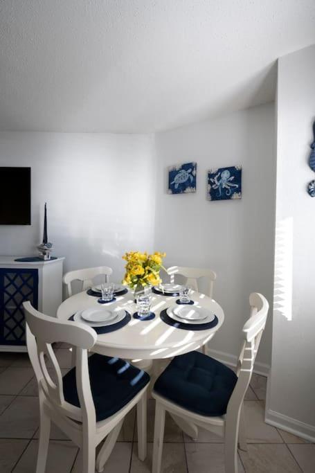Royal Retreat-Amazing View-King Bed-1 Bedroom-Full Kitchen-Free Parking-Self Check-In Мертл-Біч Екстер'єр фото